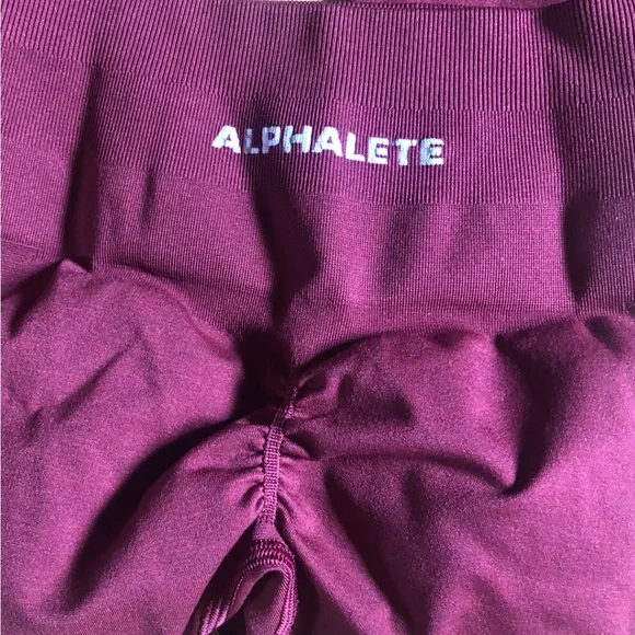 Alphalete Size extra small crop top and leggings set - Picture 2 of 3